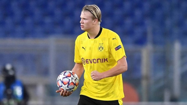 阿劳霍在巴萨已被罚下5次，本世纪仅次于皮克、莫塔和马克斯