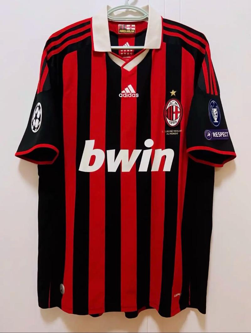 斯洛特上周五给球员放假？ 邮报：球员当天仍在基地训练（邮报：斯洛特称上周五给队员放假，球员实际仍在基地训练）