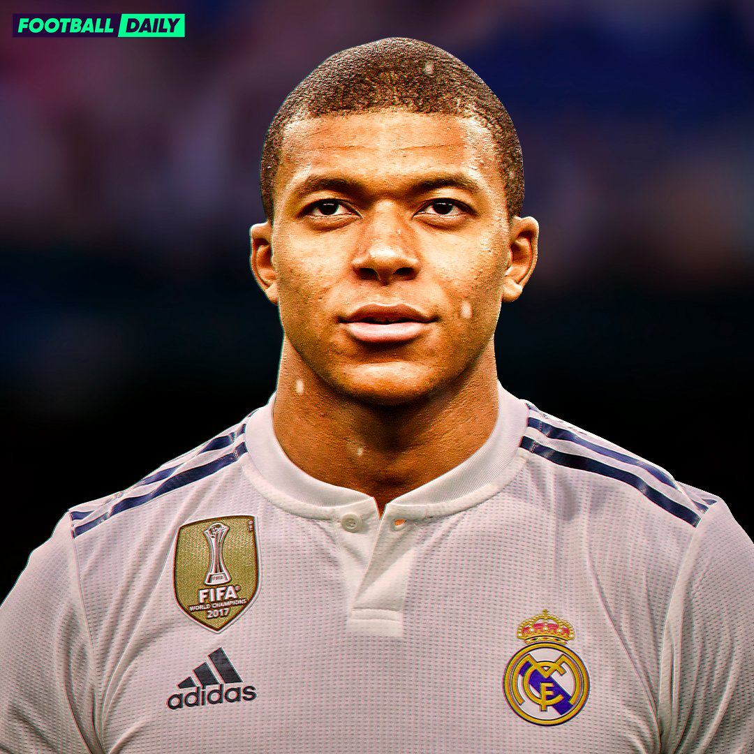 足球中超球队旅程曝光，航班延误引不满（中超球队出行细节流出，航班延误惹不满）