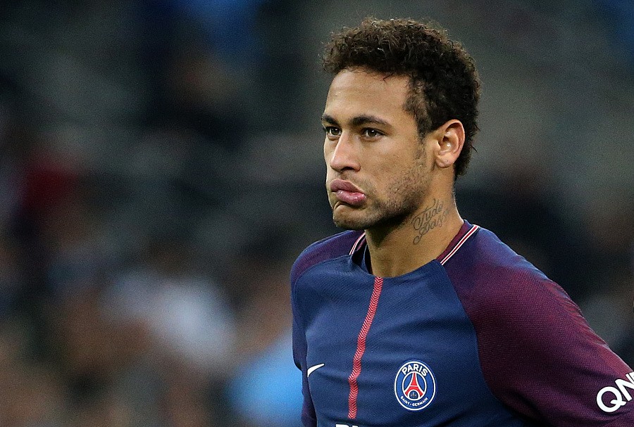 拉莫斯：为避免肠胃不适不敢吃辣；在中国任何地方都有免费水