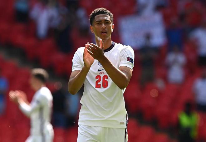 罗马诺：曼联19岁中场穆尔豪斯将租借加盟莱顿东方