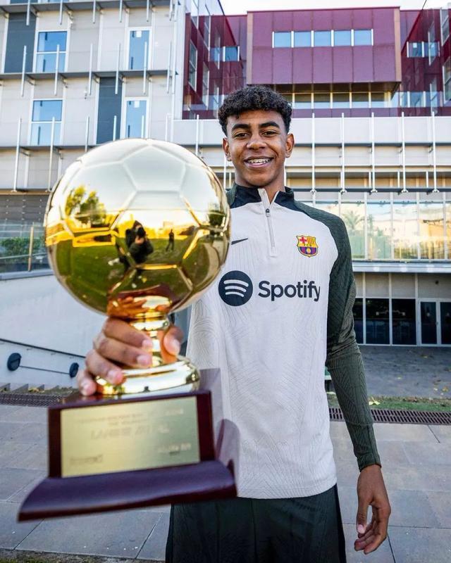 国乒下下签！王楚钦独守半区，梁靖崑三人内战争夺一个晋级名额