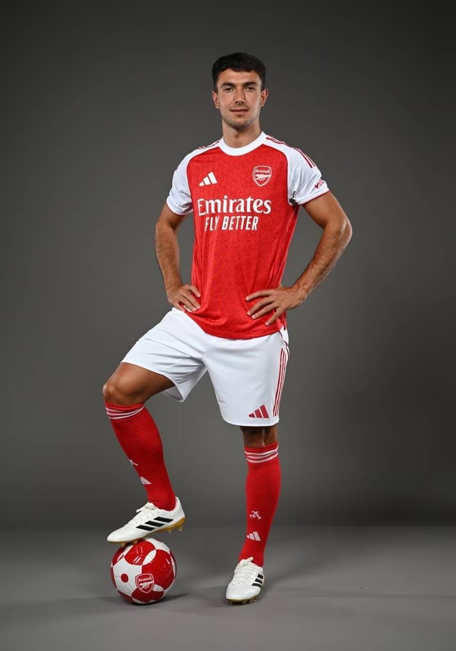 齐沃：利物浦的实力足以克服困境，我们很清楚欧冠的难度（齐沃：利物浦有能力走出困境，我们深知欧冠挑战的艰巨）