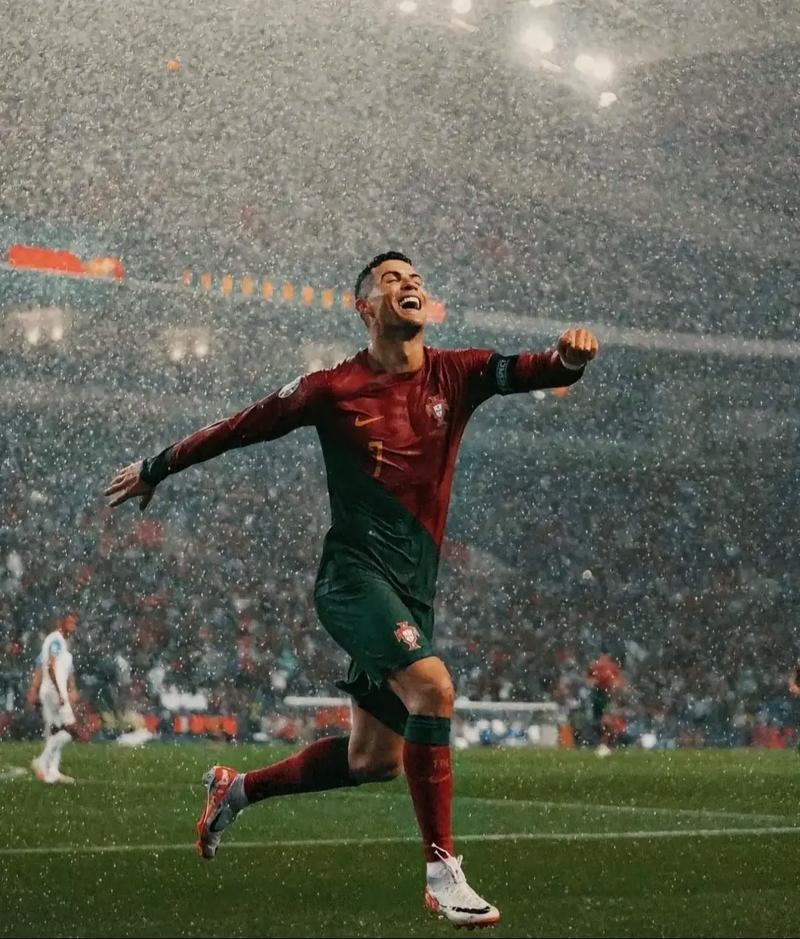 马卡：在进入圣诞假期前，塞维利亚成为西甲吃到黄牌最多的球队（马卡：圣诞假期前，塞维利亚领跑西甲黄牌榜）