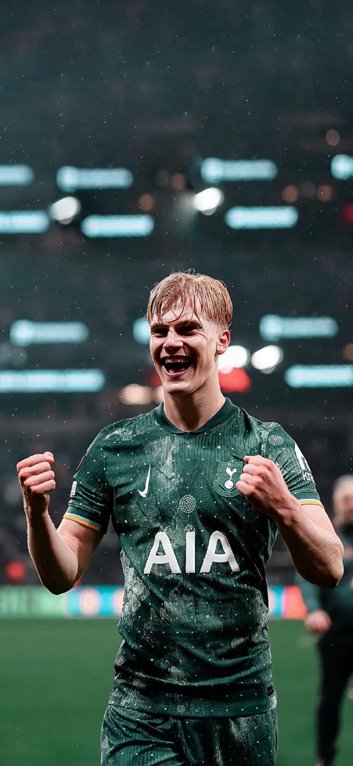 2025／26赛季英超：曼联报价安德森6000万镑，诺丁汉森林直接翻倍叫价1.2亿镑（2025／26英超：曼联6000万英镑求购安德森，诺丁汉森林要价升至1.2亿英镑）