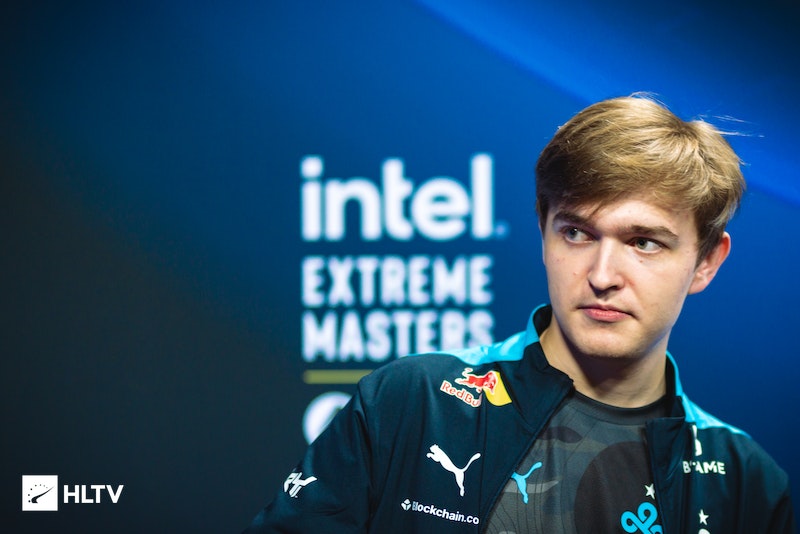 任何人的传奇战胜 Weibo Gaming - LPL 2025年第二阶段日赛结果