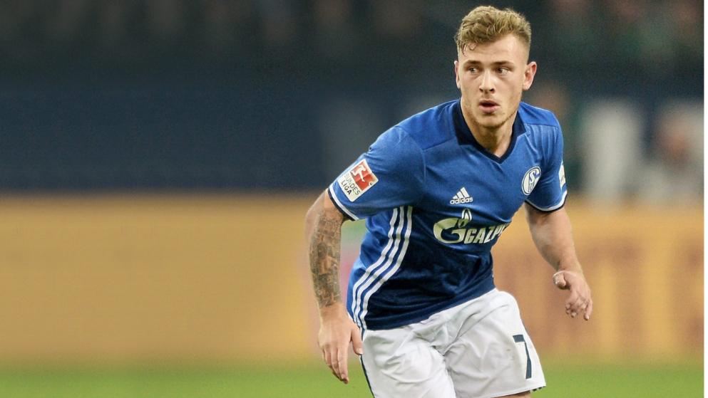 足坛年终大战即时排名：姆巴佩榜首，萨拉赫、托纳利暂32强之外（年终足坛决战实时榜：姆巴佩领跑，萨拉赫与托纳利暂未跻身32强）